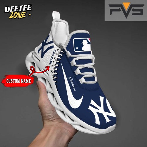 MLB New York Yankees Max Soul Shoes